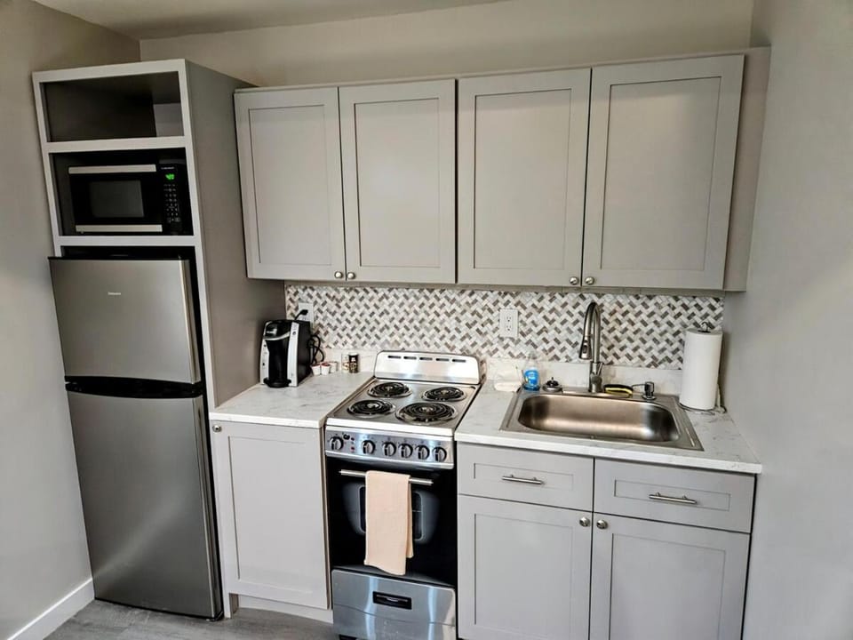 New Modern Studio in Maryville -105 Apartment in Maryville