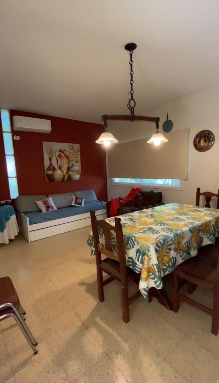 Bed, Living room