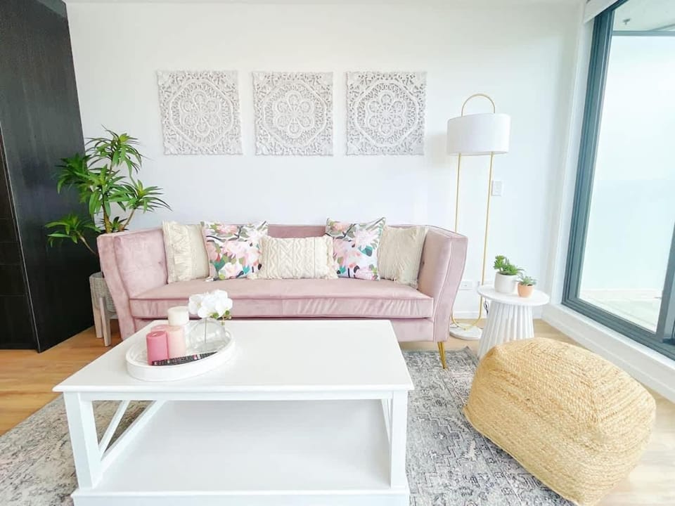 Designed Parkside Penthouse 2Beds & 2Baths - Pool Gym Apartment in Auckland