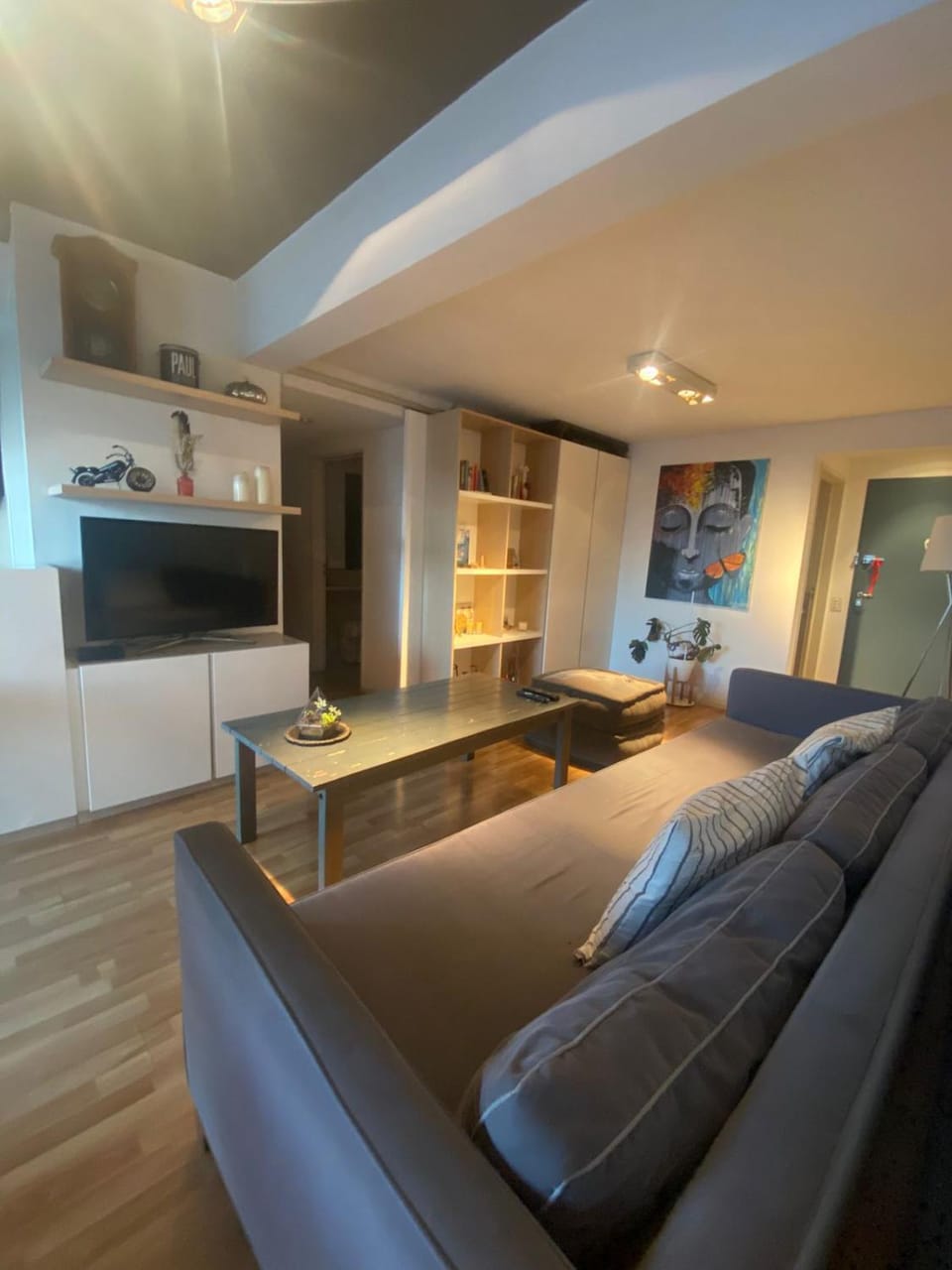 TV and multimedia, Living room, Seating area