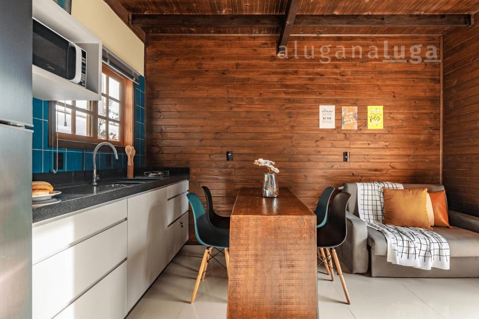 Ogram Cabana - With jacuzzi, 2 minutes beach House in Imbituba