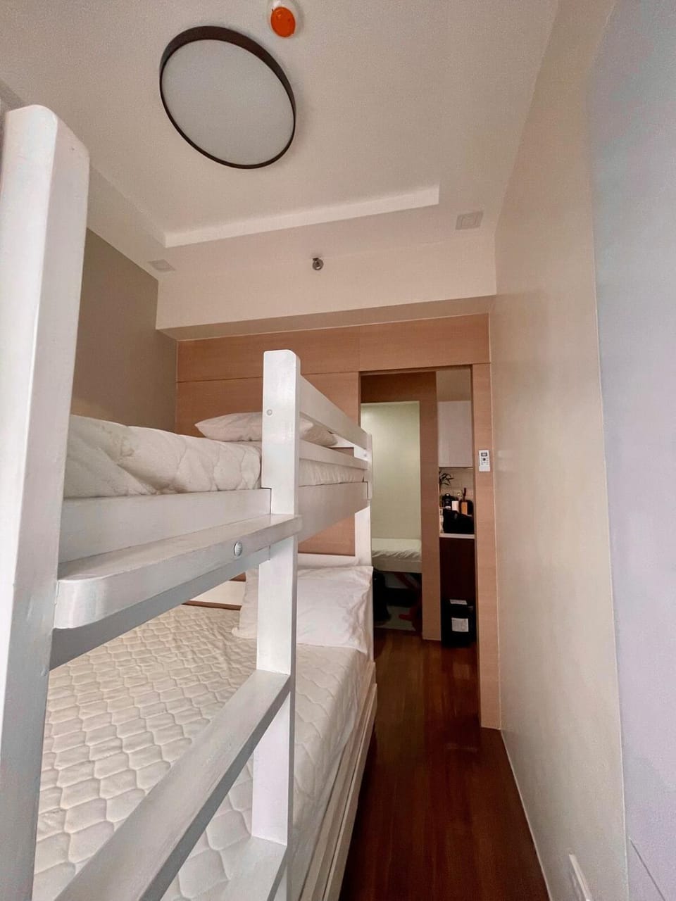 Bed, Kitchen or kitchenette, Photo of the whole room, Bedroom, bunk bed