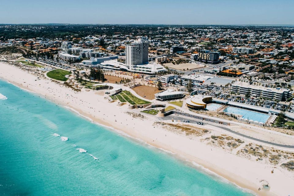 Sunset Villa Scarborough Apartment in Perth