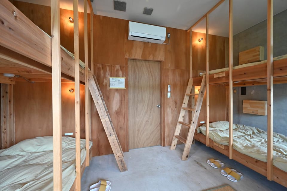 Bed, Bedroom, bunk bed, air conditioner