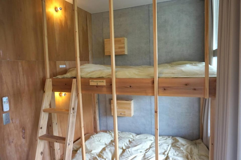 Bed, Bedroom, bunk bed