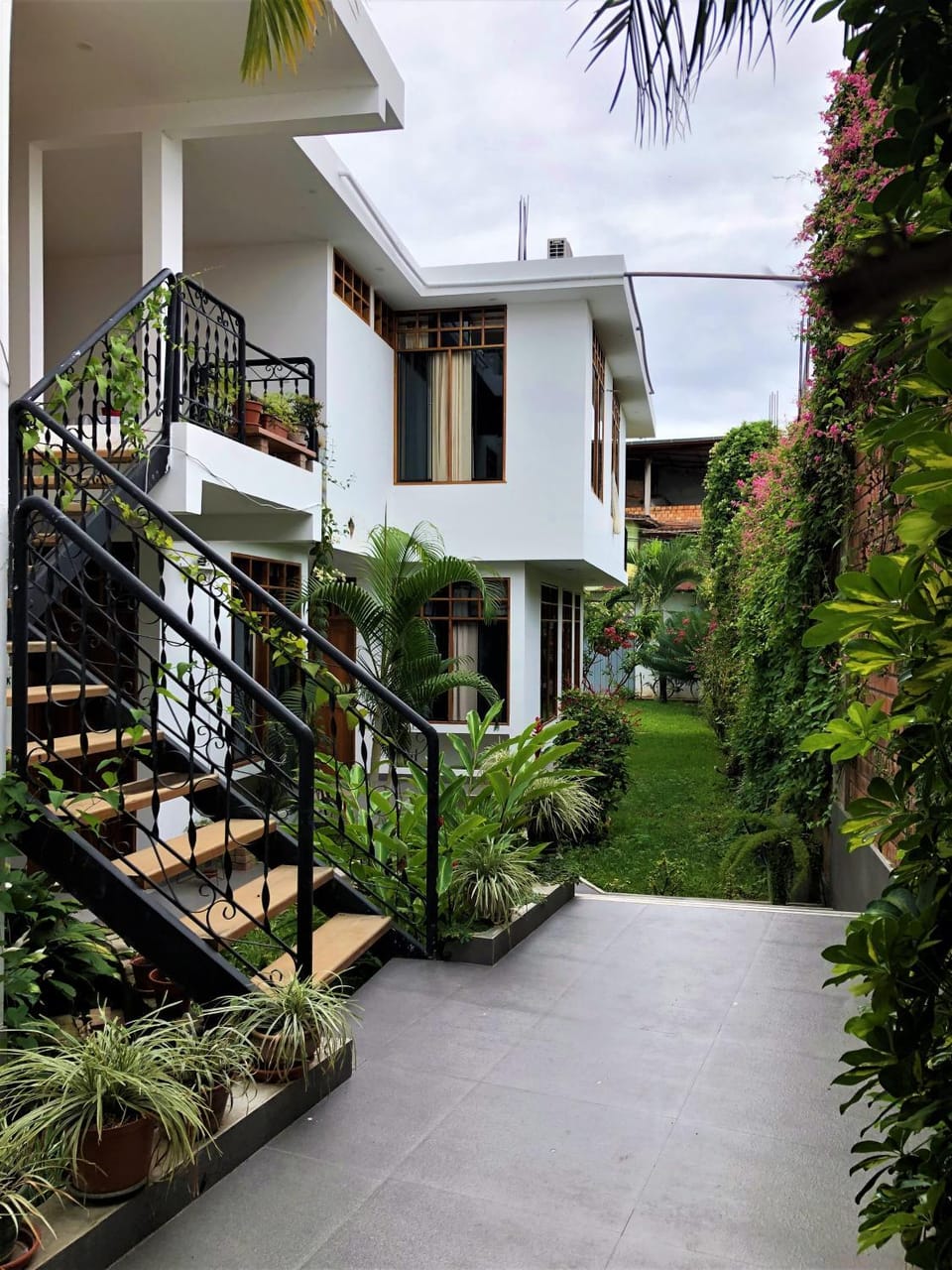 Property building, Garden, Garden view