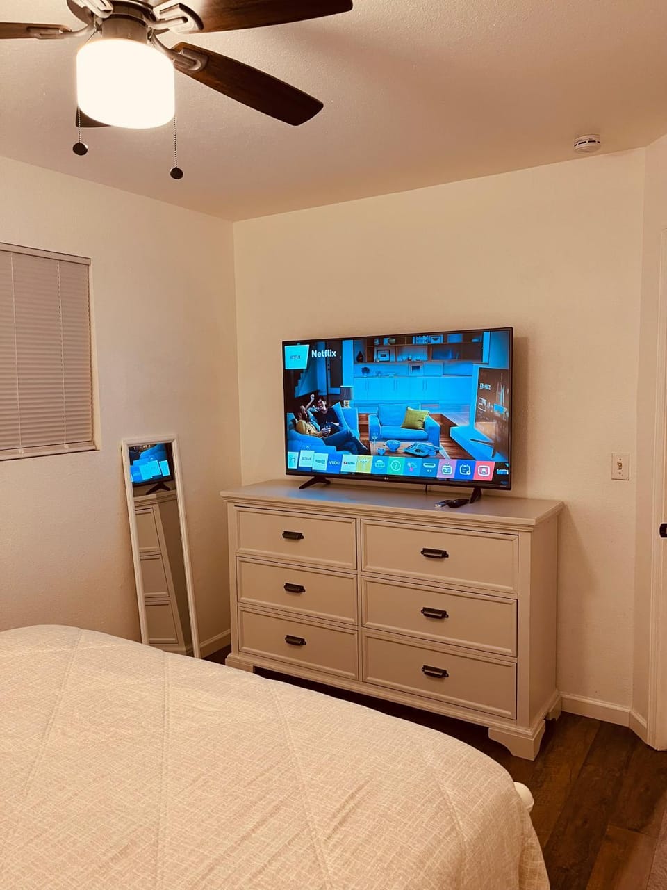 Cozy 2-BR Retreat in Kingman, AZ Apartment in Kingman