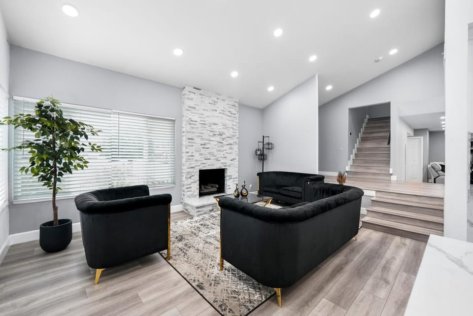 Spacious 4-bedroom Glendora Super House House in Glendora