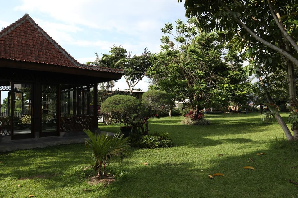 Garden, Inner courtyard view
