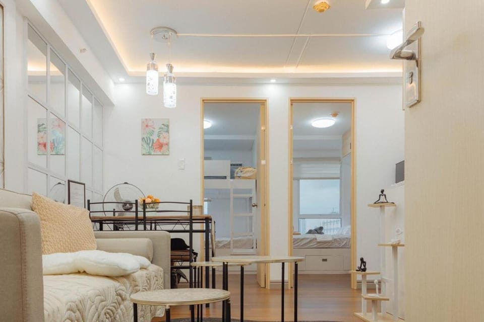 Family Friendly Stay UrbanDeca Apartment in Pasig