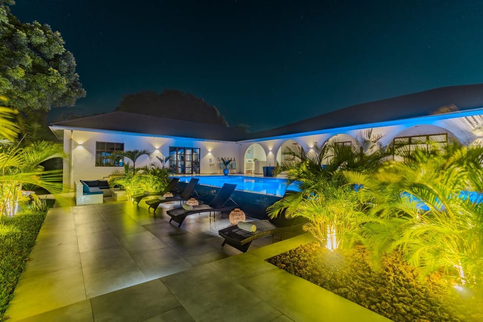 Sky Villa - Luxury Pool Retreat Villa in Diani Beach
