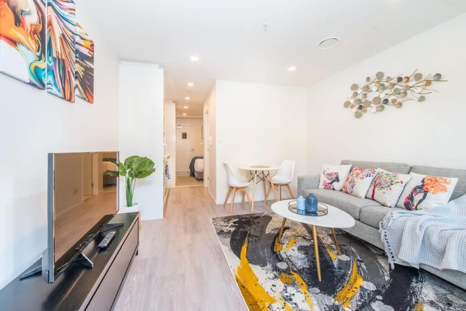Central Stylish Comfy Studio with Swimming Pool Apartment in Auckland
