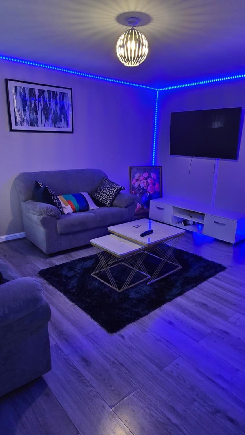Entire 3 bedroom luxurious house, Wigan , Manchester House in Wigan