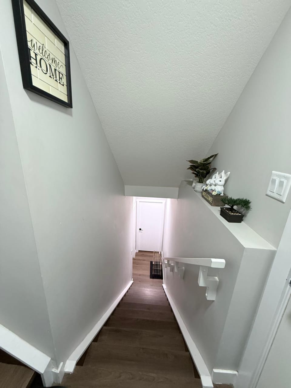 Lovely home in Northwest Calgary Apartment in Calgary