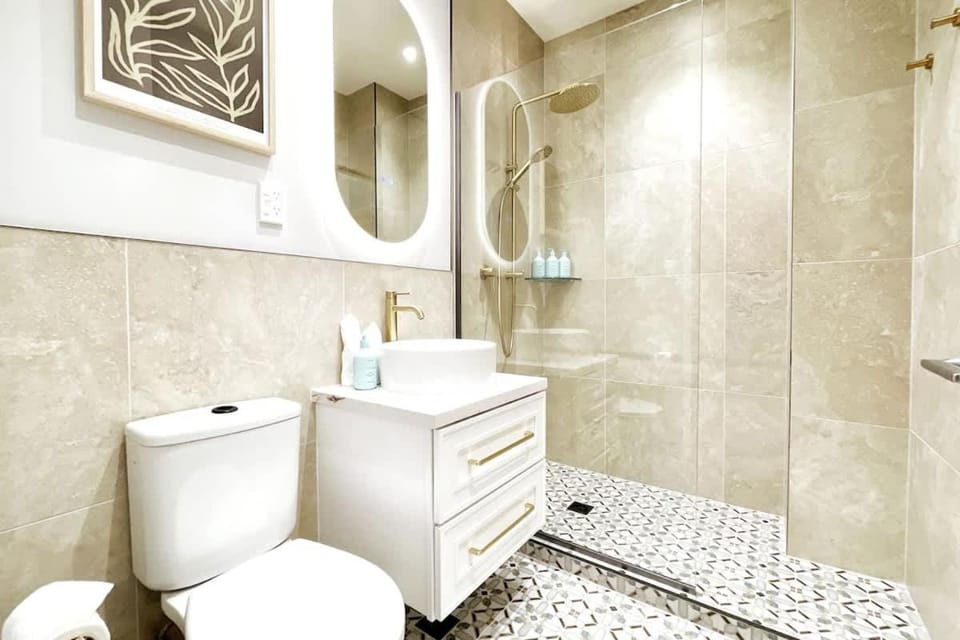 Stylish Chic Stunning 1BR Gem in The Heart of Queen St Apartment in Auckland