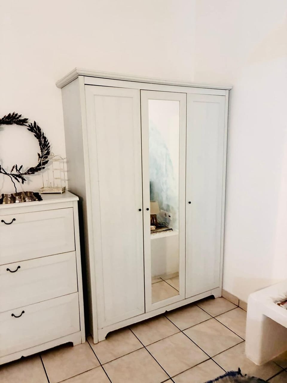 wardrobe
