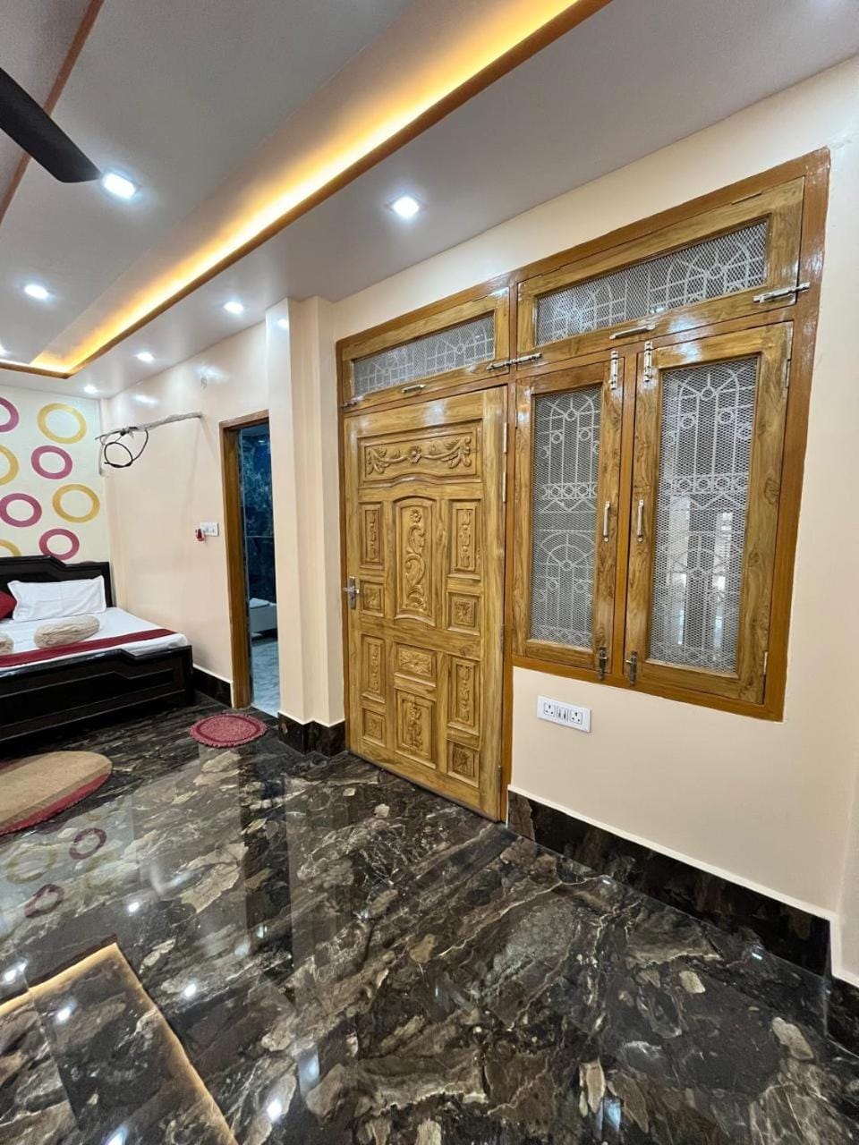 Madhu Jitendra Niwas Home Stay Vacation rental in Uttar Pradesh