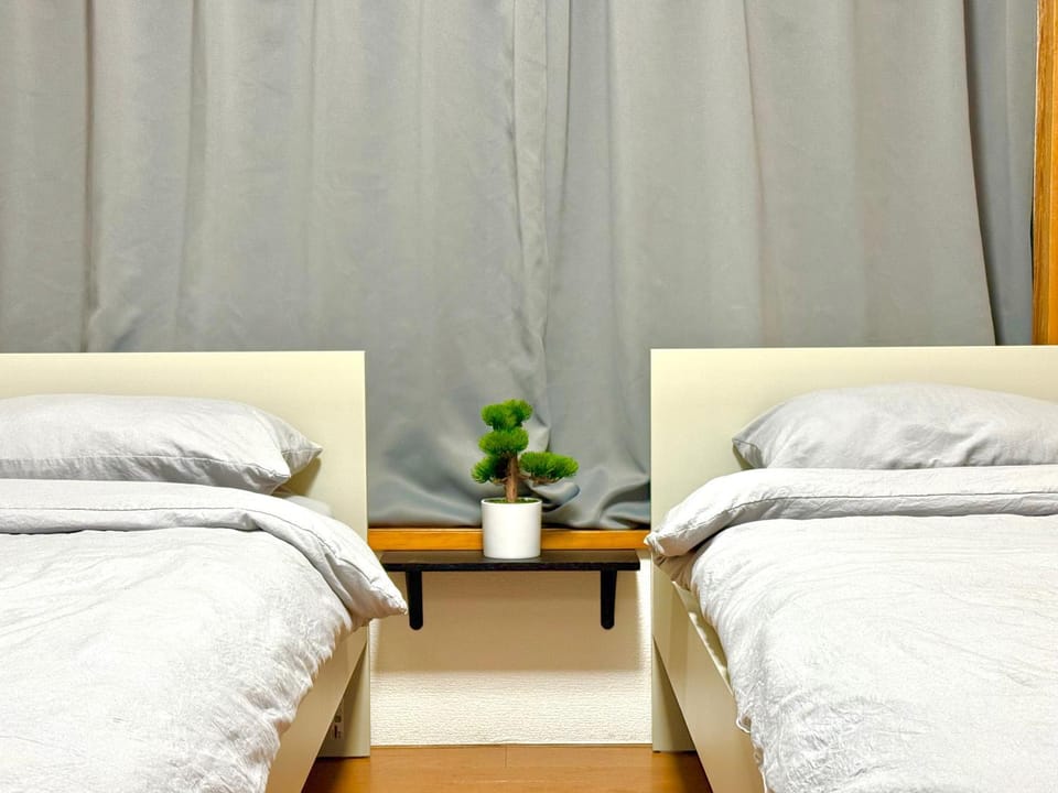 Ikebukuro Sugamo駅近最大10人可 Apartment in Japan