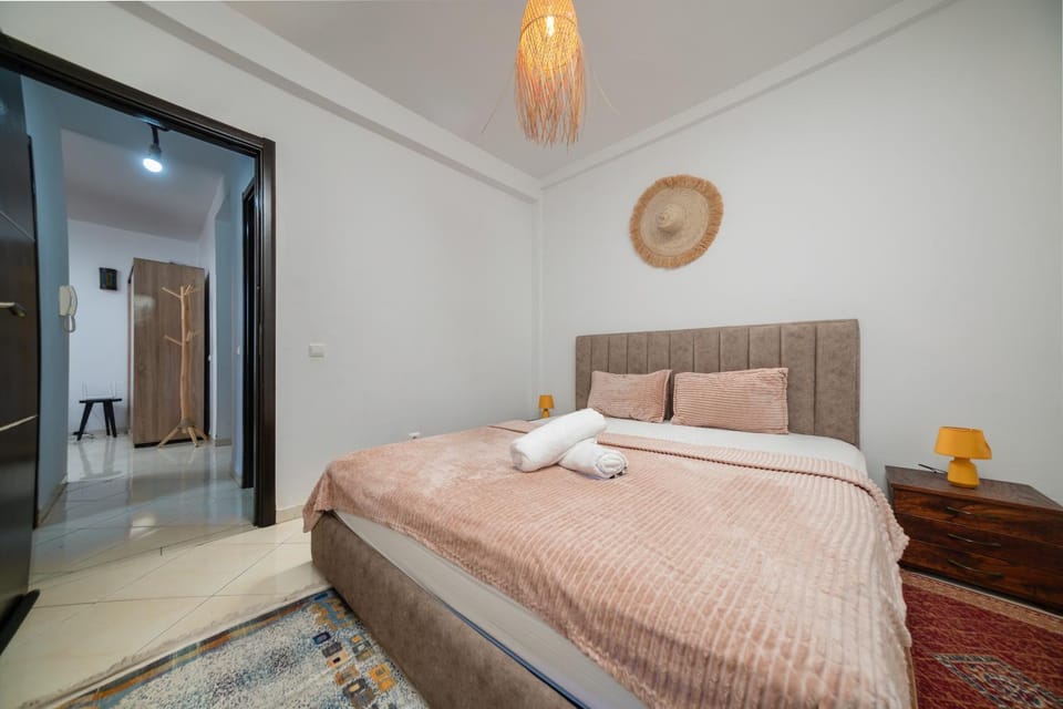 Bed, Photo of the whole room, Bedroom, towels, wardrobe
