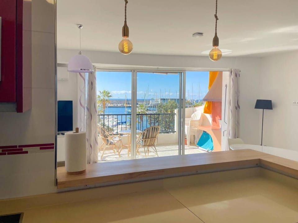 Apartamento con Vistas al Mar frente al Puerto Apartment in Villajoyosa
