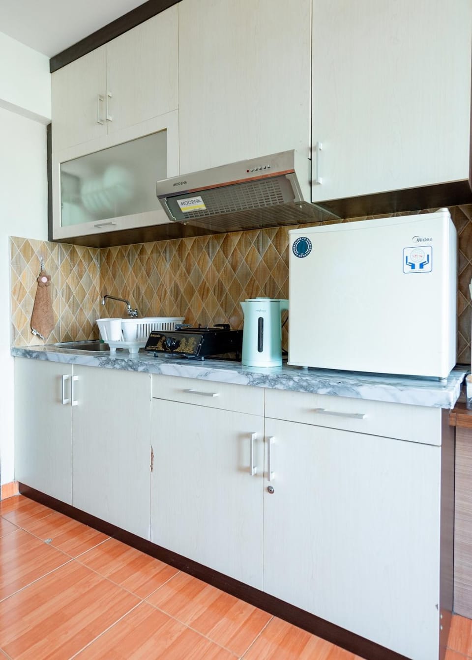 Kitchen or kitchenette, stove