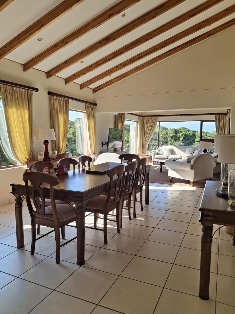 View (from property/room), Living room, Dining area