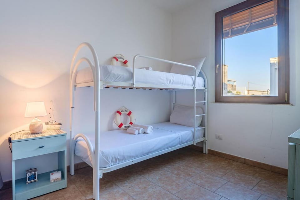 Spring, Winter, Summer, Bedroom, Autumn
