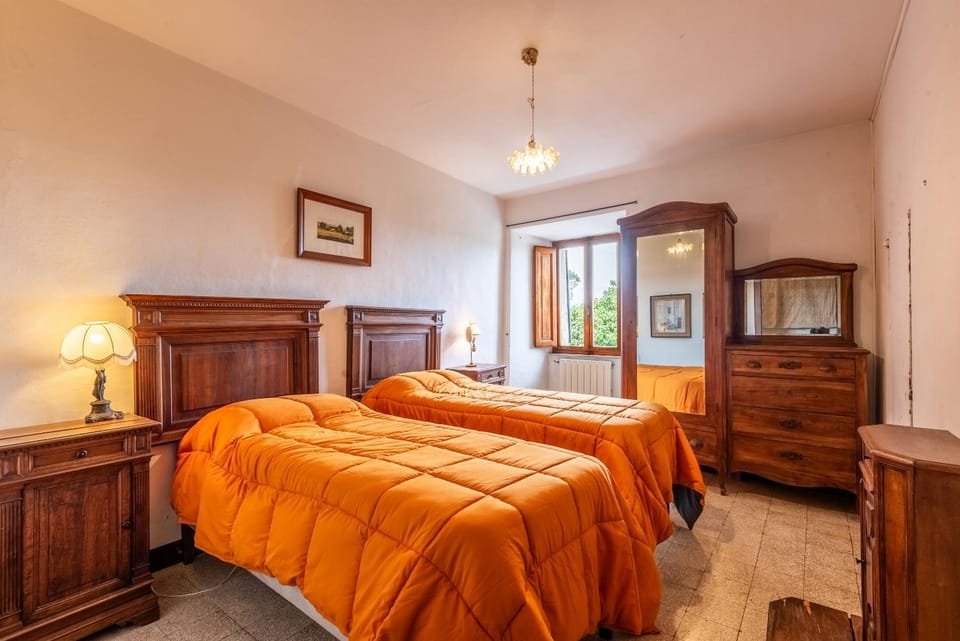 Living room, Bedroom