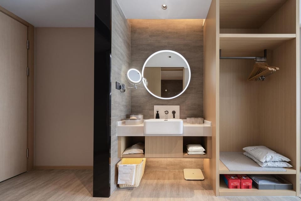 Atour Hotel Zhuhai Qinglu South Road Gongbei Port Hotel in Guangdong