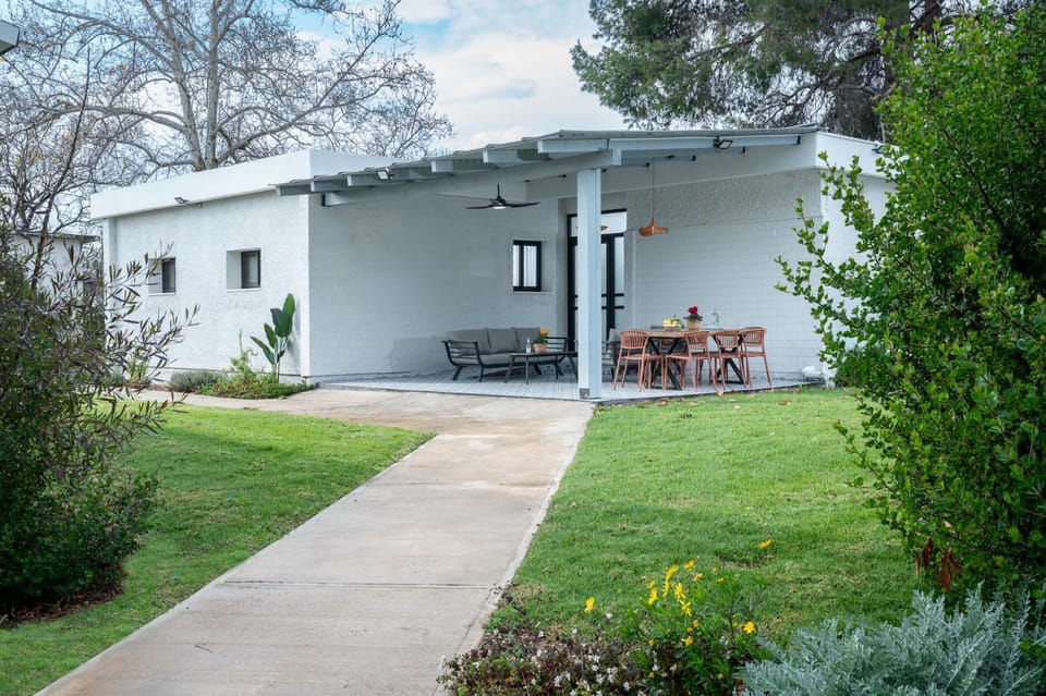 Patio, Inner courtyard view