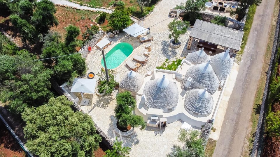 Day, Neighbourhood, Natural landscape, Bird's eye view, Balcony/Terrace, Pool view, Street view, Swimming pool