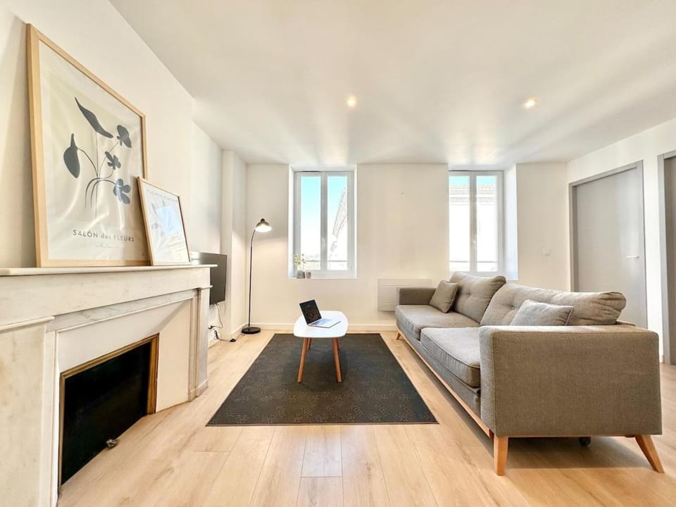 Le Reflet Doré - Familial - Spacieux - Central Apartment in Mont-de-Marsan