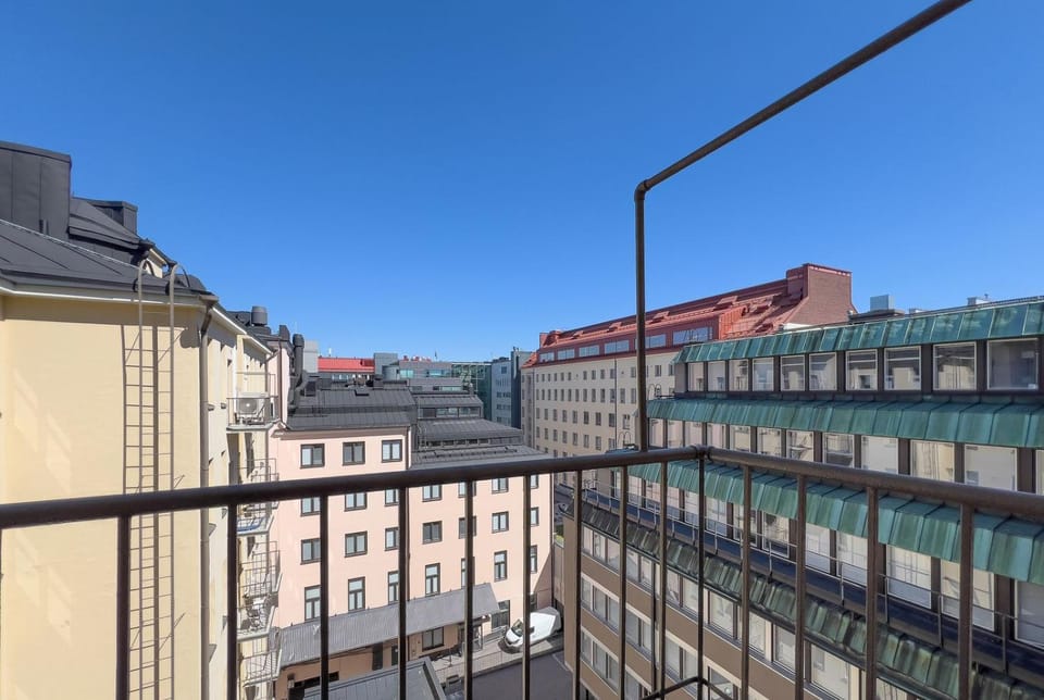 Property building, Day, City view