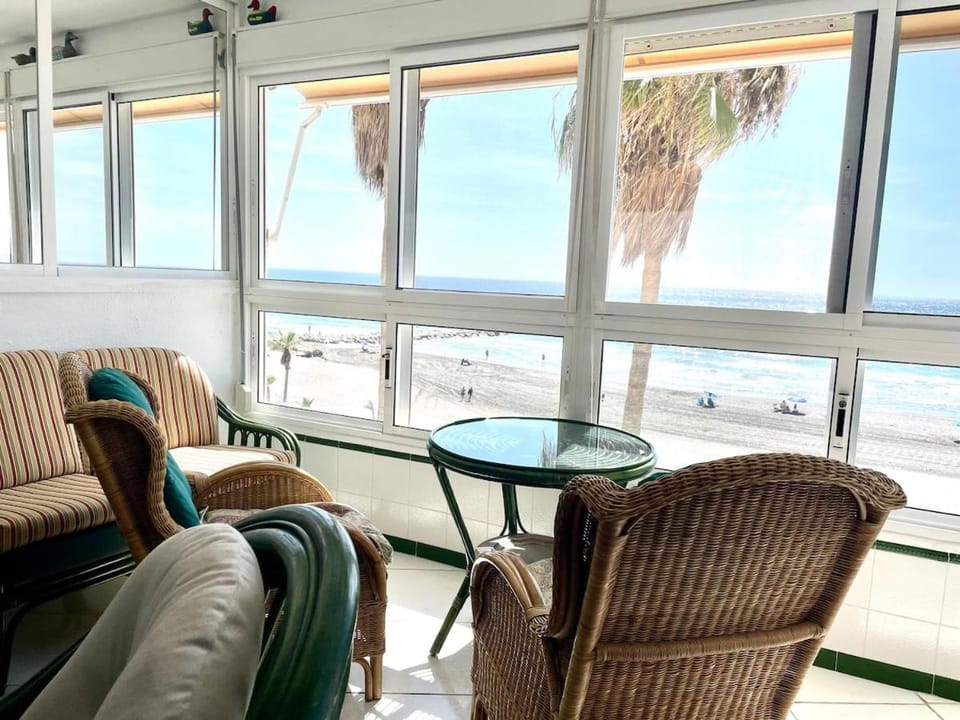 Geysotur Beachfront 75 Apartment in Axarquía