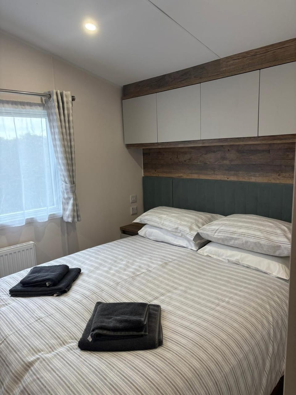 Hurst View Caravan Park Campground/ 
RV Resort in Milford on Sea