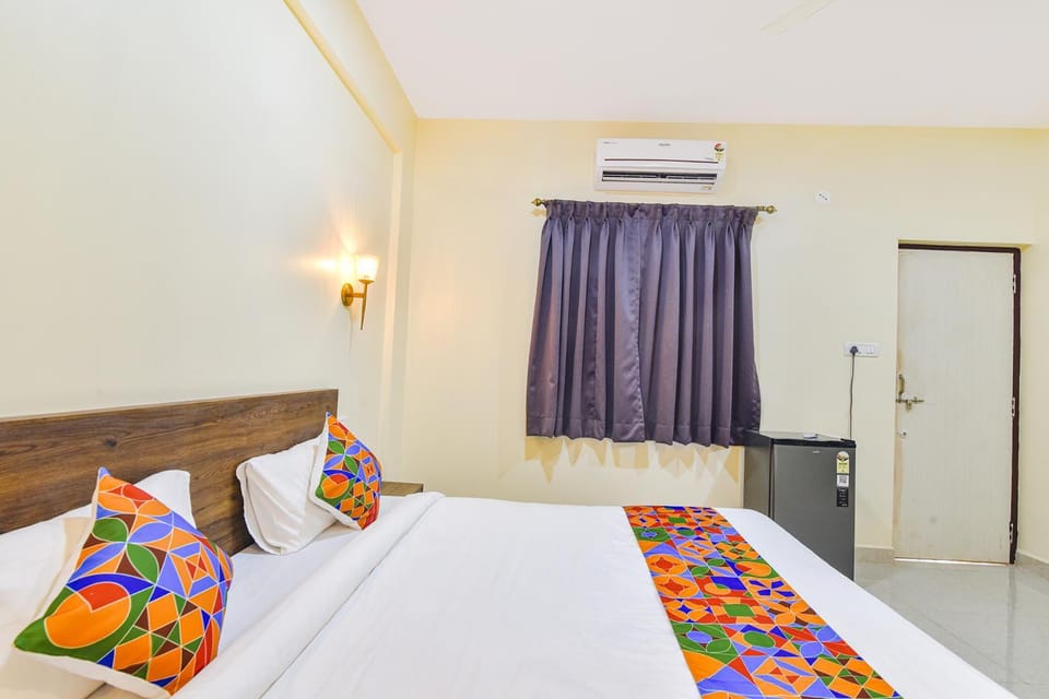 Bed, Bedroom, air conditioner