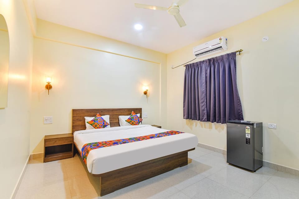 Bed, Bedroom, air conditioner