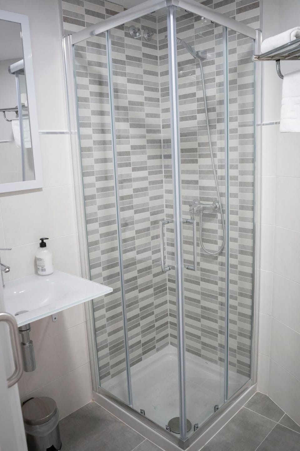 Shower, Bathroom