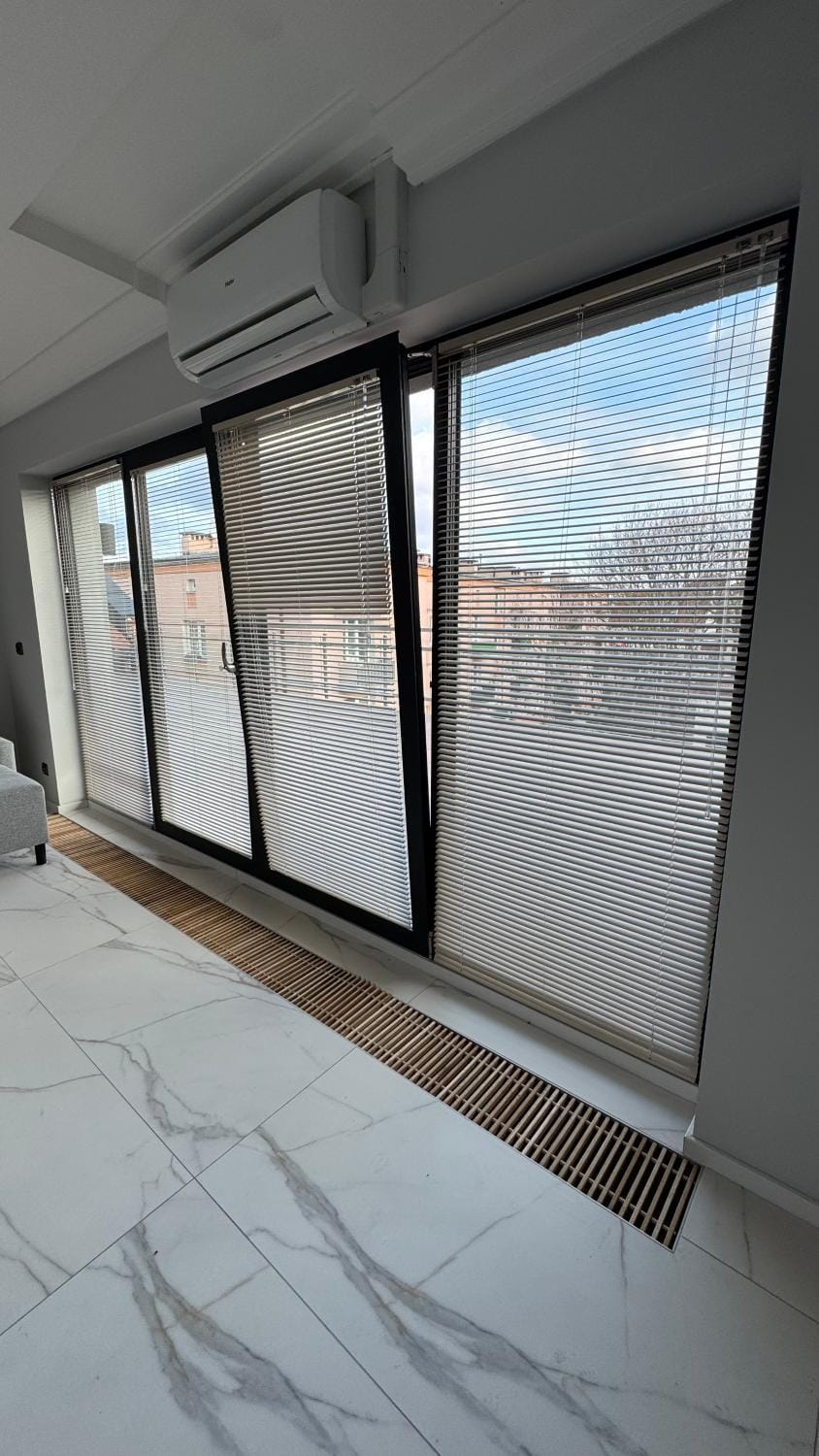 View (from property/room), Balcony/Terrace, internet, air conditioner