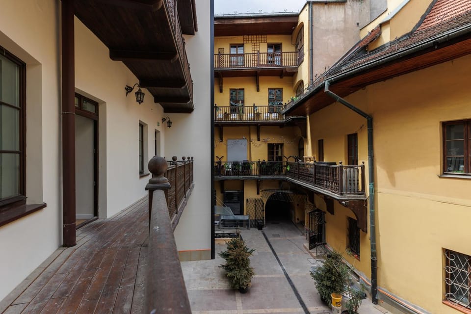 Property building, Patio, Balcony/Terrace, Inner courtyard view