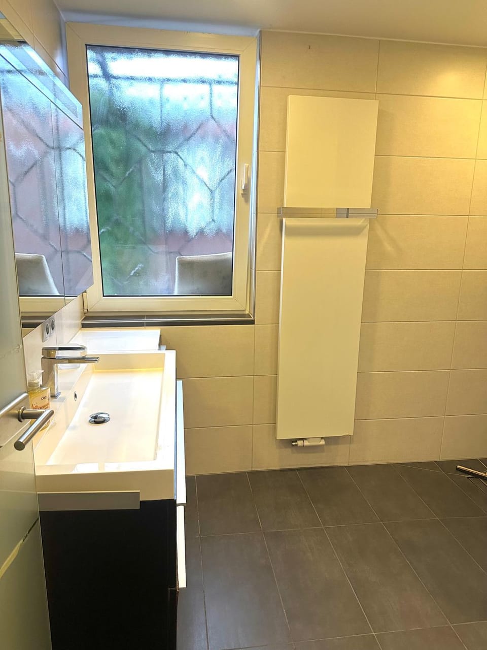 Grosse Wohnung Vollausgestattet Apartment in Eschweiler