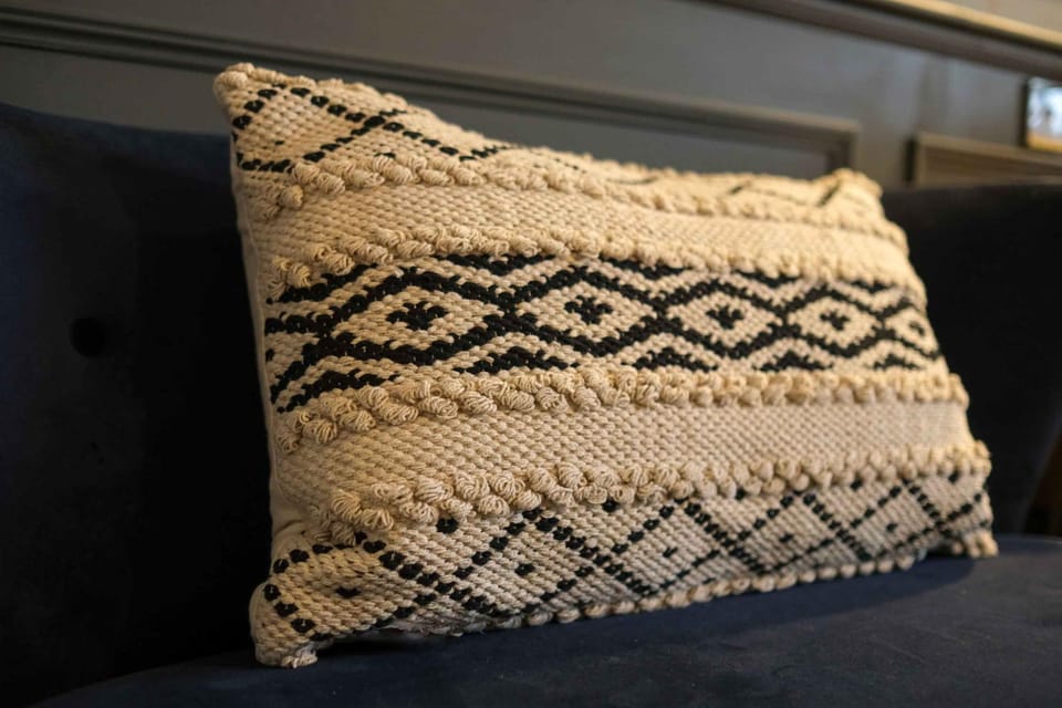 The Willow - Studio 25 Apartment in Bristol