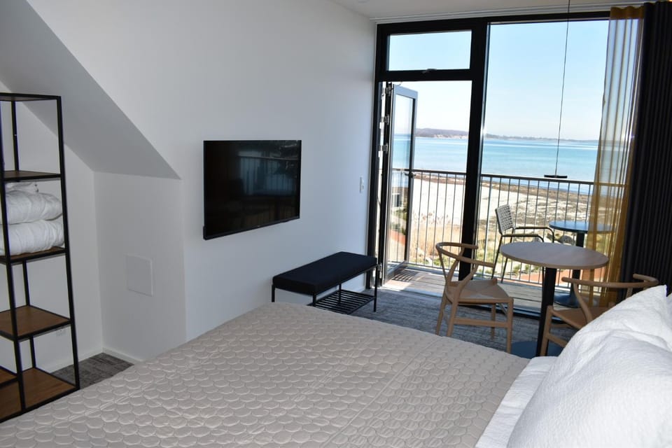 Bed, View (from property/room)