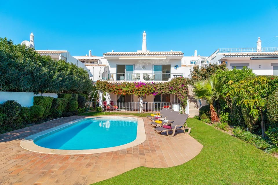 Property building, BBQ facilities, Garden, Garden view, Pool view, Swimming pool, sunbed