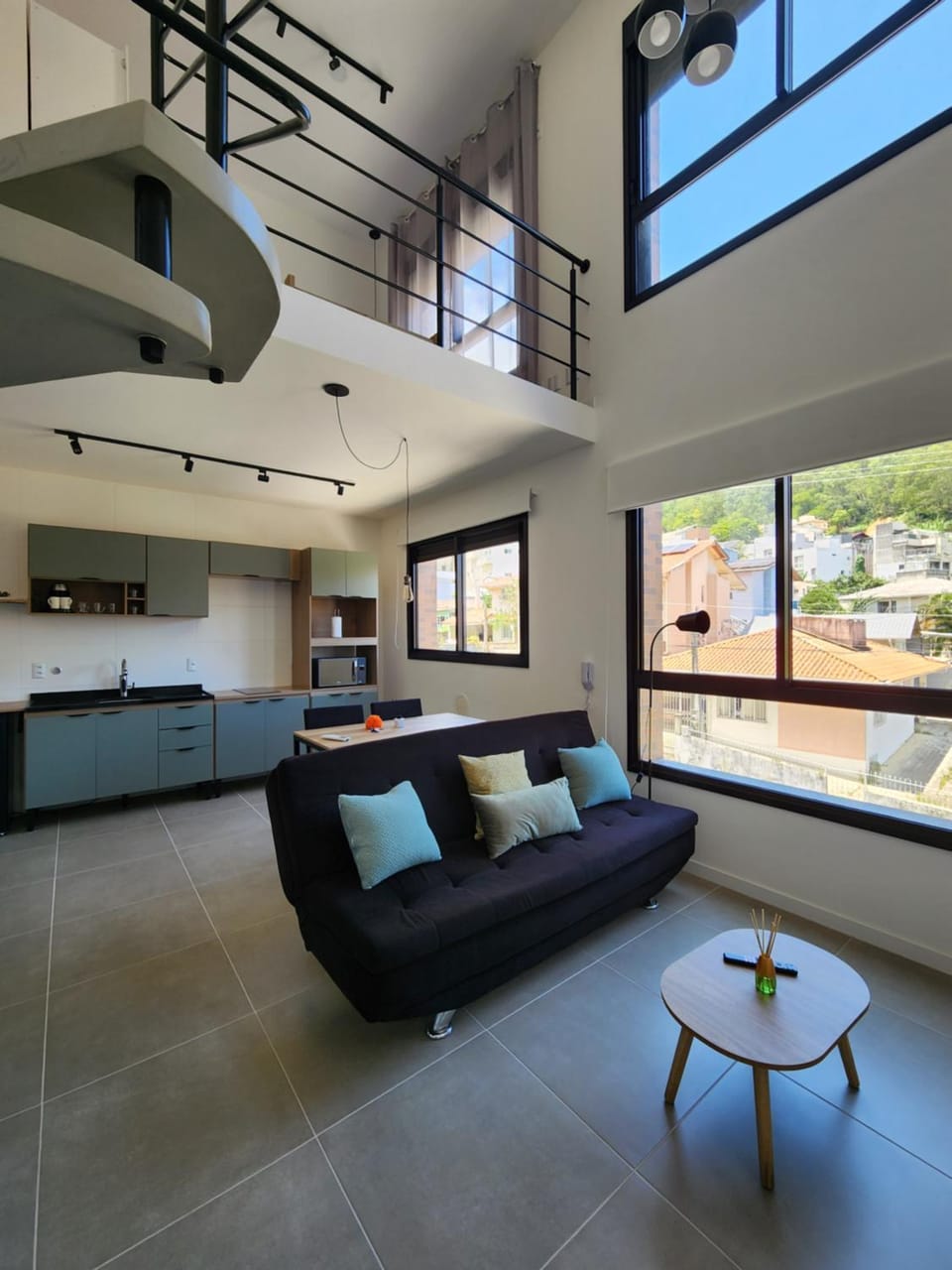 Kitchen or kitchenette, Living room, Seating area, Dining area