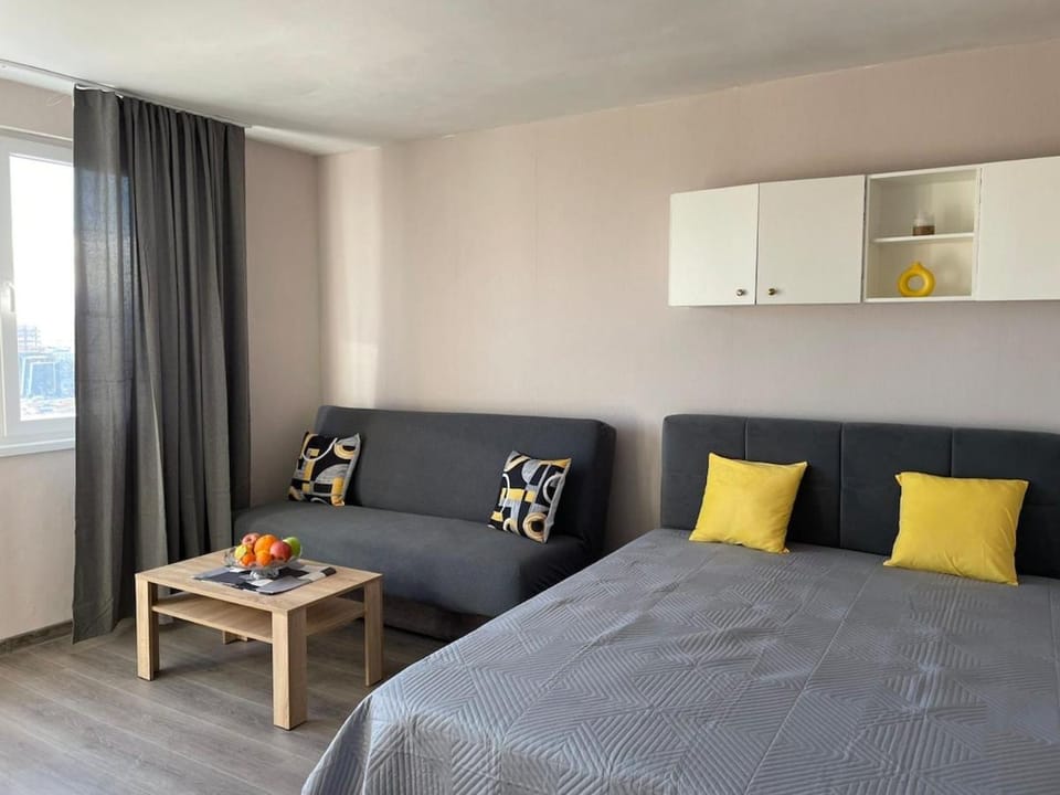 Seating area, Bedroom