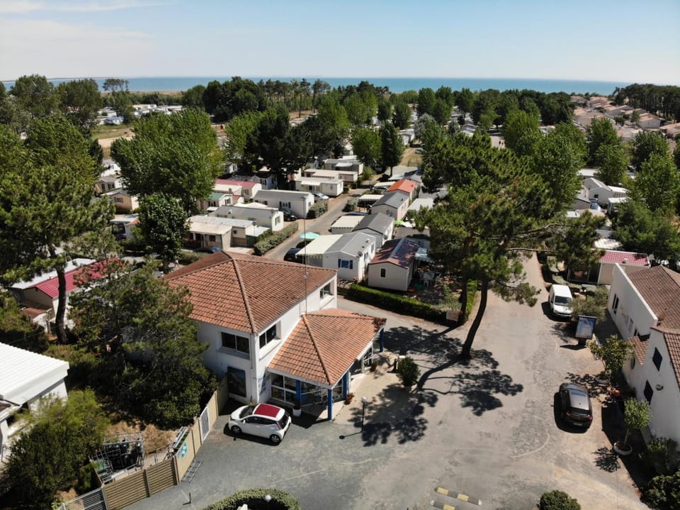 Property building, Bird's eye view