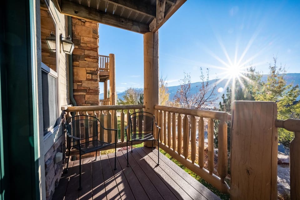 Balcony/Terrace, Balcony/Terrace, Mountain view