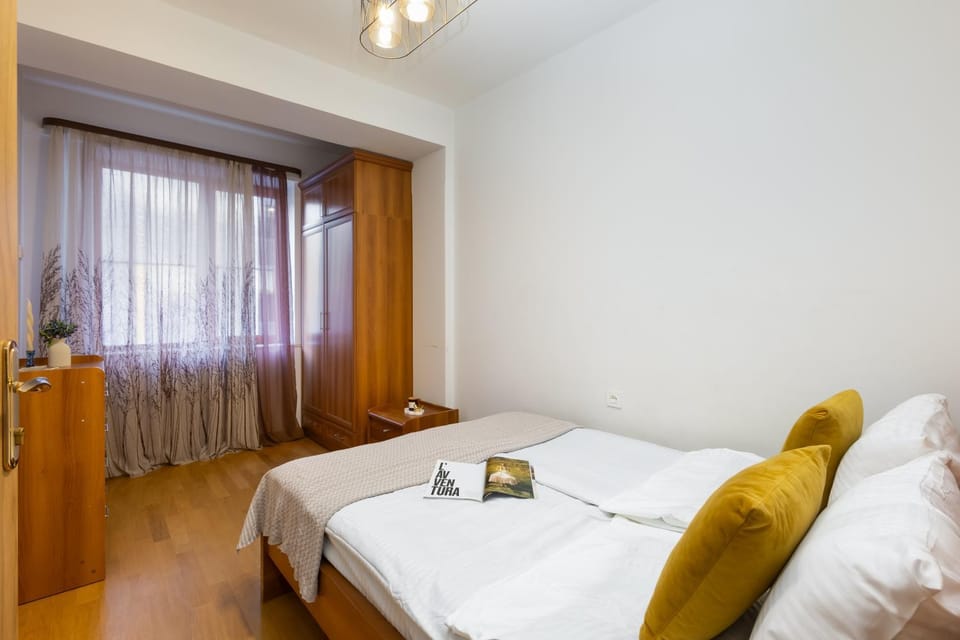 Bed, Bedroom, wardrobe
