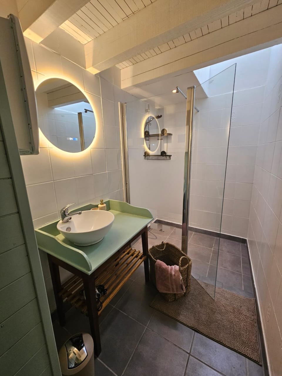 Shower, Bathroom